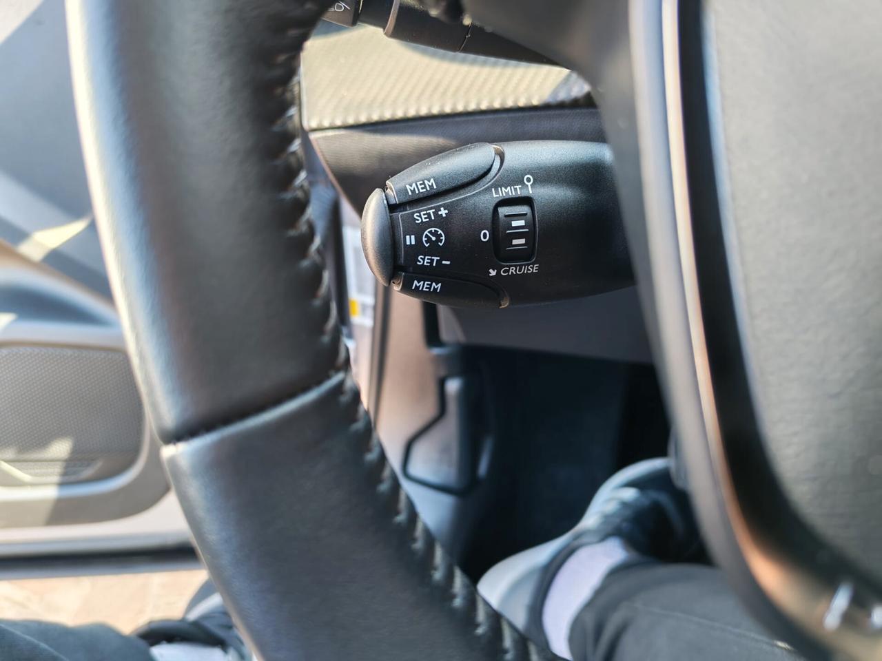 Peugeot 2008 PureTech 100 S&S Active