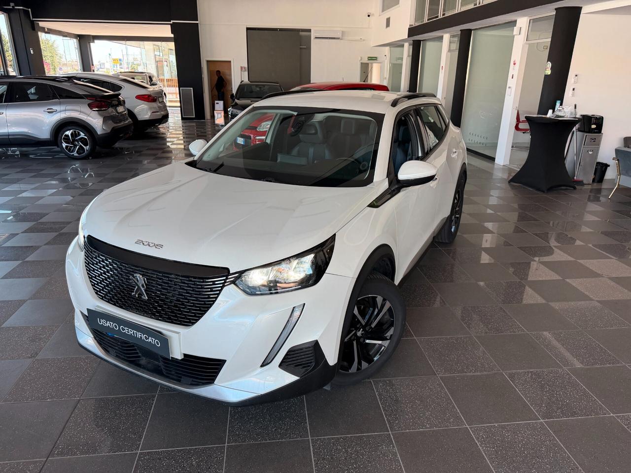 Peugeot 2008 PureTech 130 S&S Allure (96kw)
