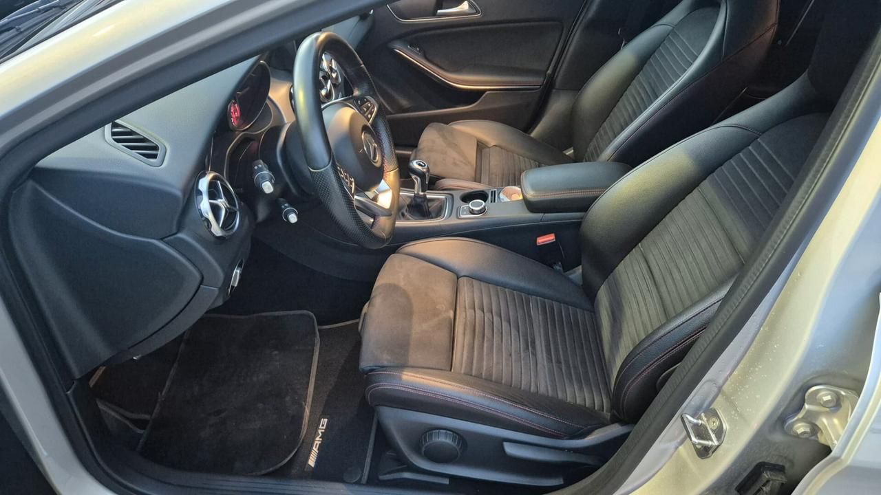 Mercedes-benz CLA 180 d Premium