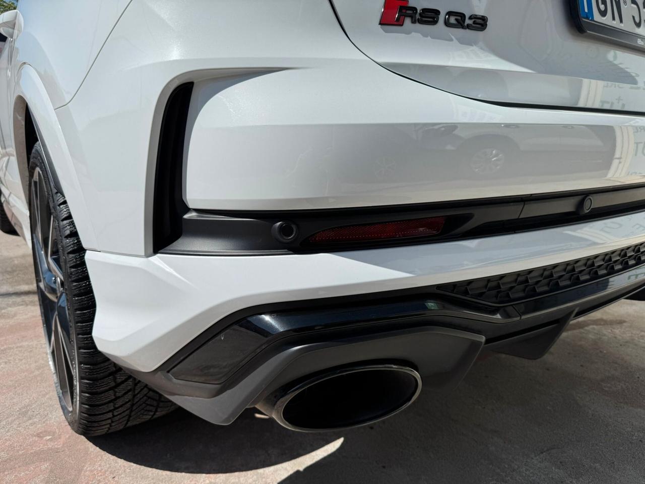 Audi Q3 RS SPB quattro S tronic