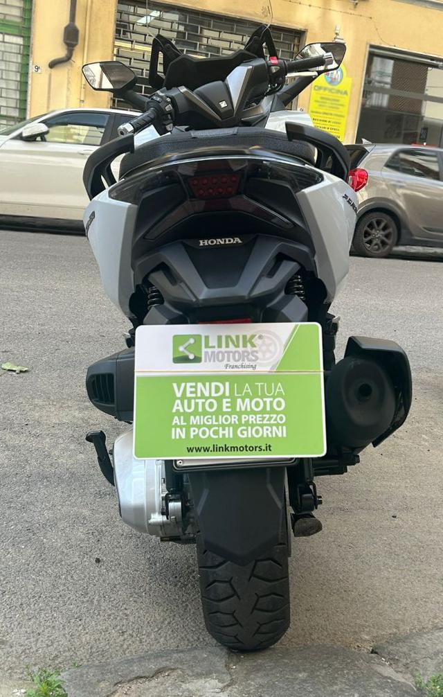 HONDA Forza 350