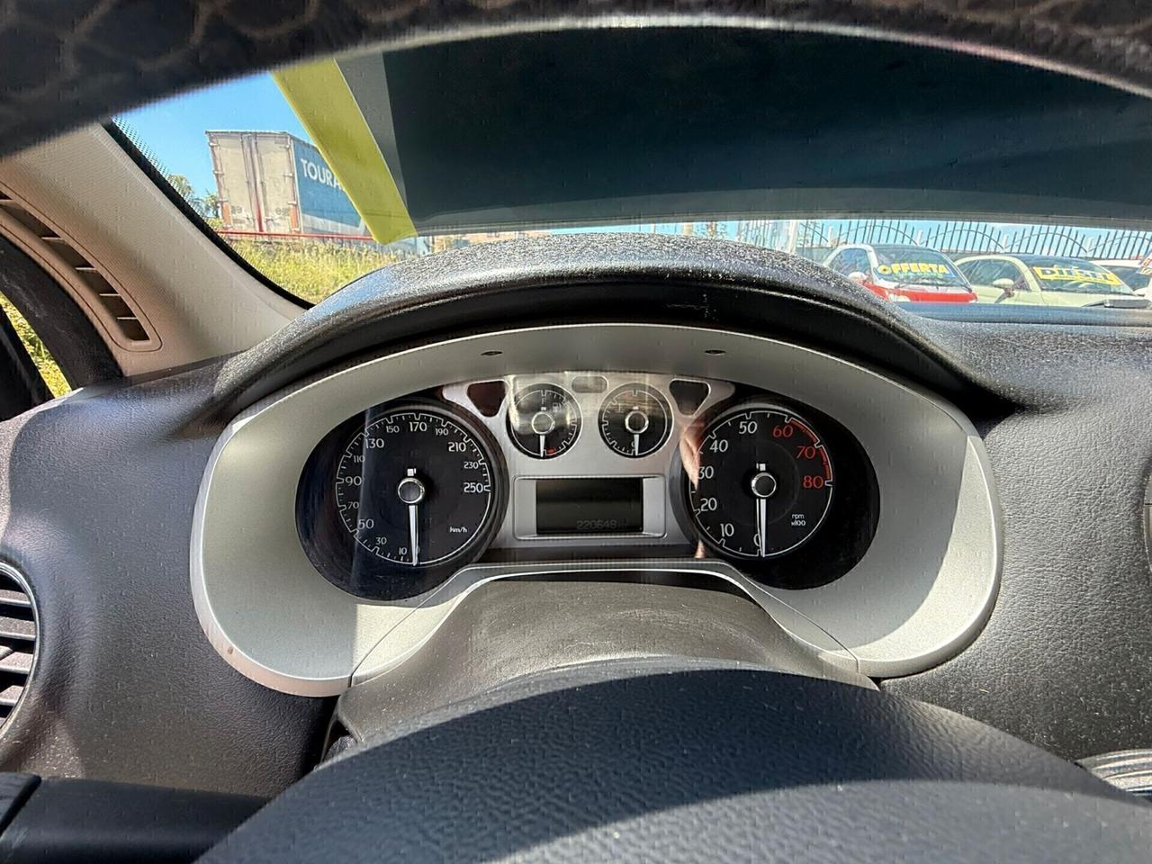 Lancia Delta 1.4 T-Jet 120 CV Platino Ecochic GPL