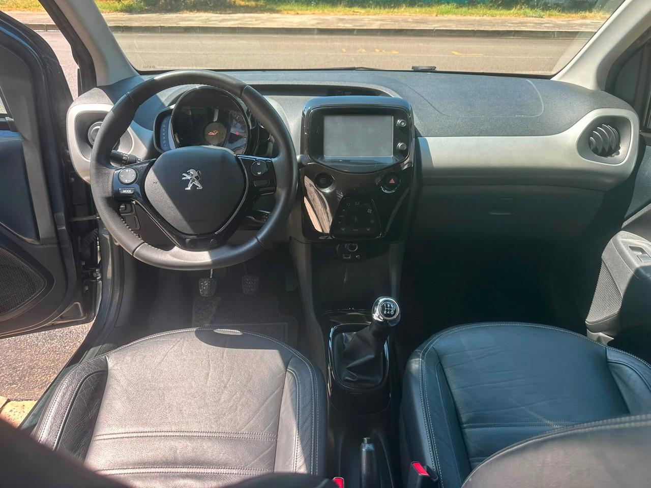 Peugeot 108 VTi 68 5 porte Allure TOP!