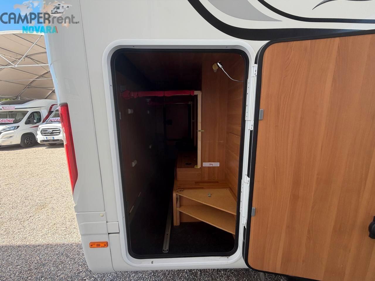 Laika ECOVIP 610 MOTORHOME LETTO MATRIMONIALE 6.80 MT