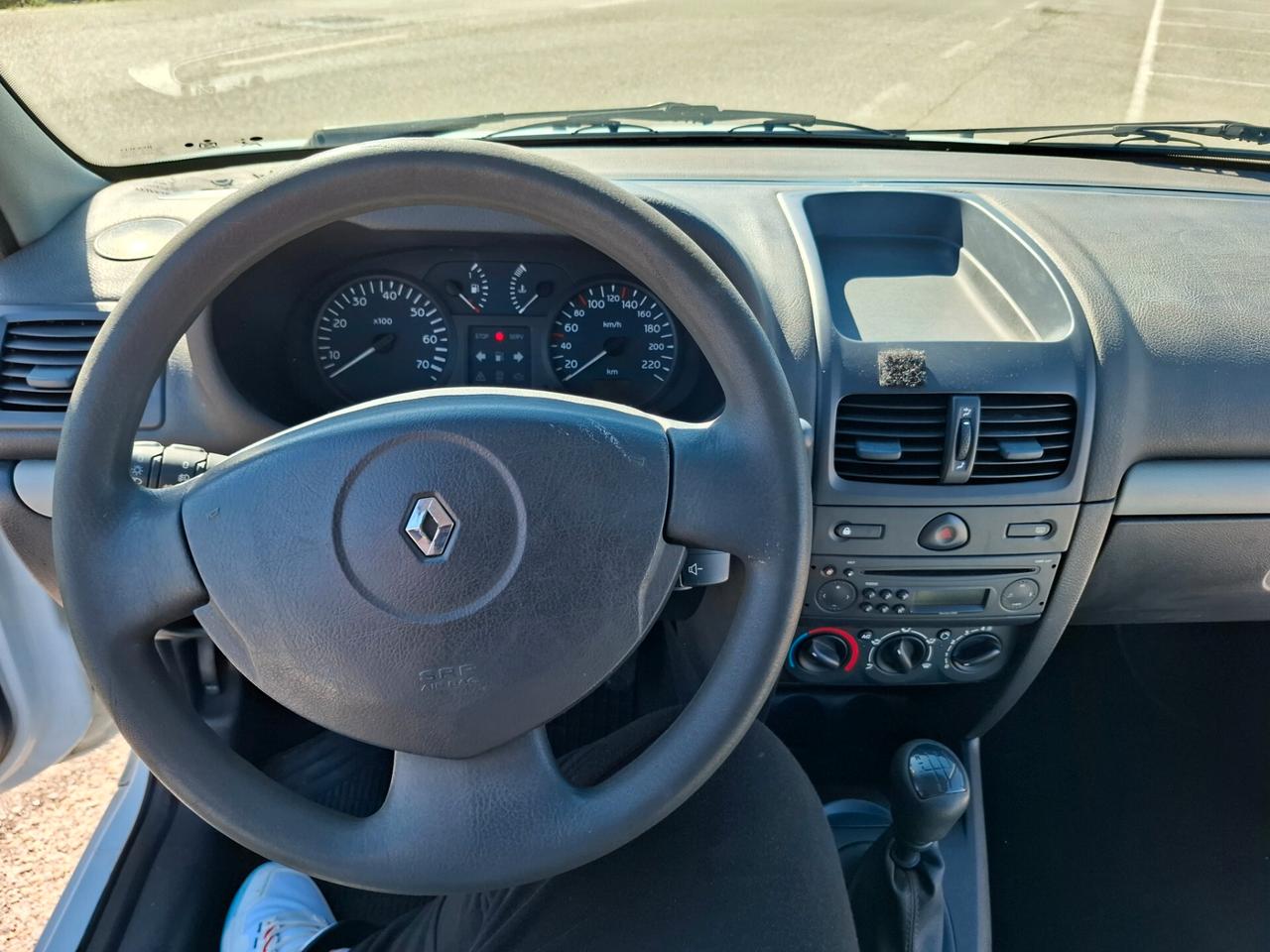 Renault Clio 1.5 dCi 65CV cat 3p. Van