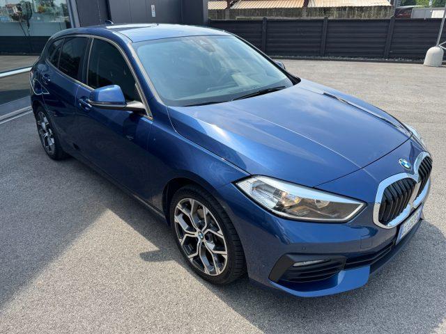 BMW 116 d 5p. Luxury