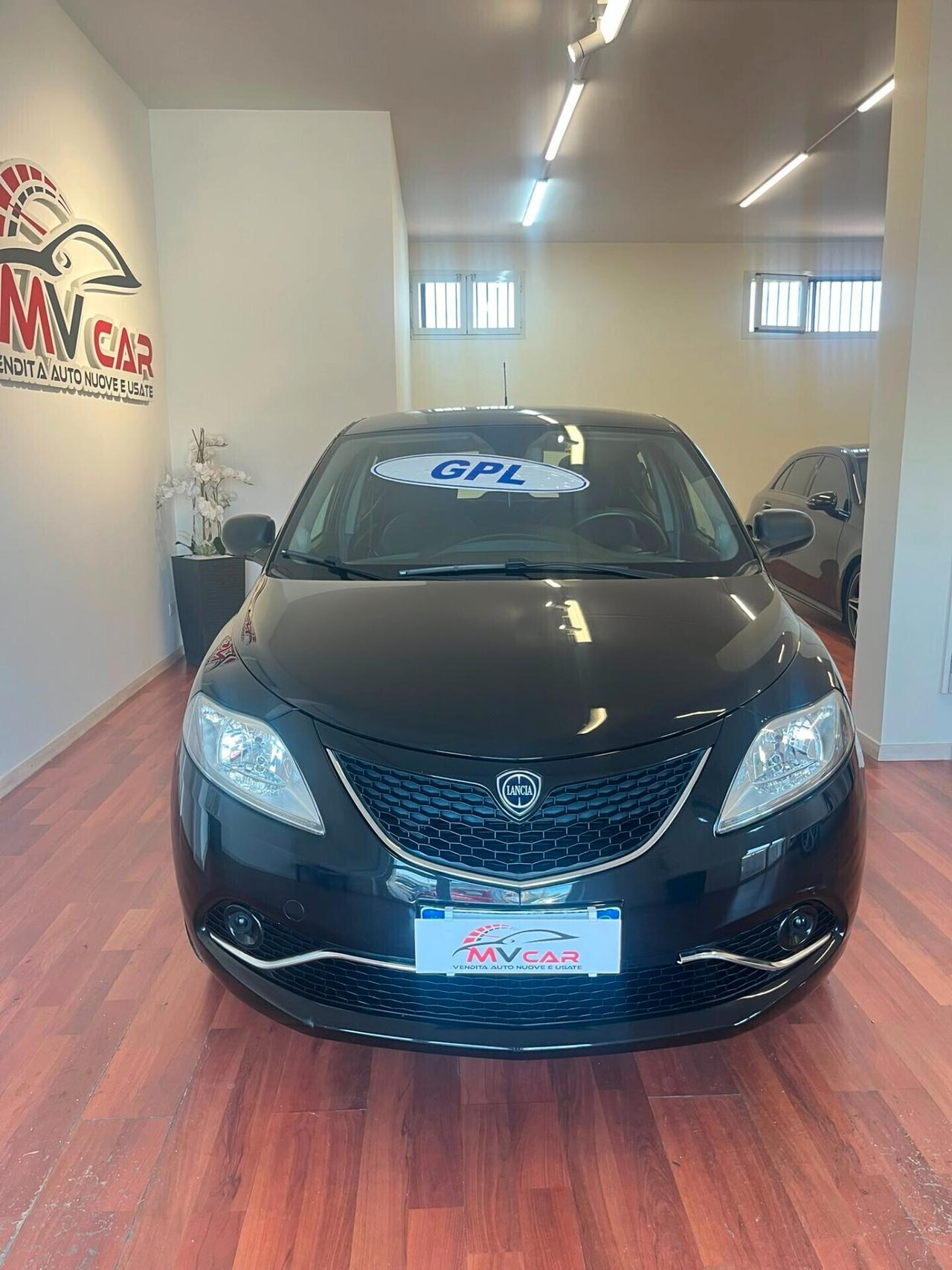 Lancia Ypsilon 1.2 69 CV 5 porte GPL Ecochic Gold