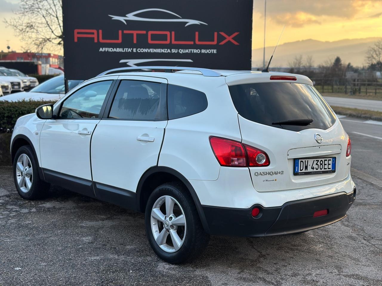 Nissan Qashqai 2 2.0 dCi DPF Tekna 2009