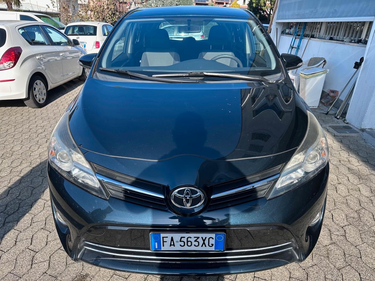 Toyota Verso 1.6 D-4D Business*EURO6*CERCHI