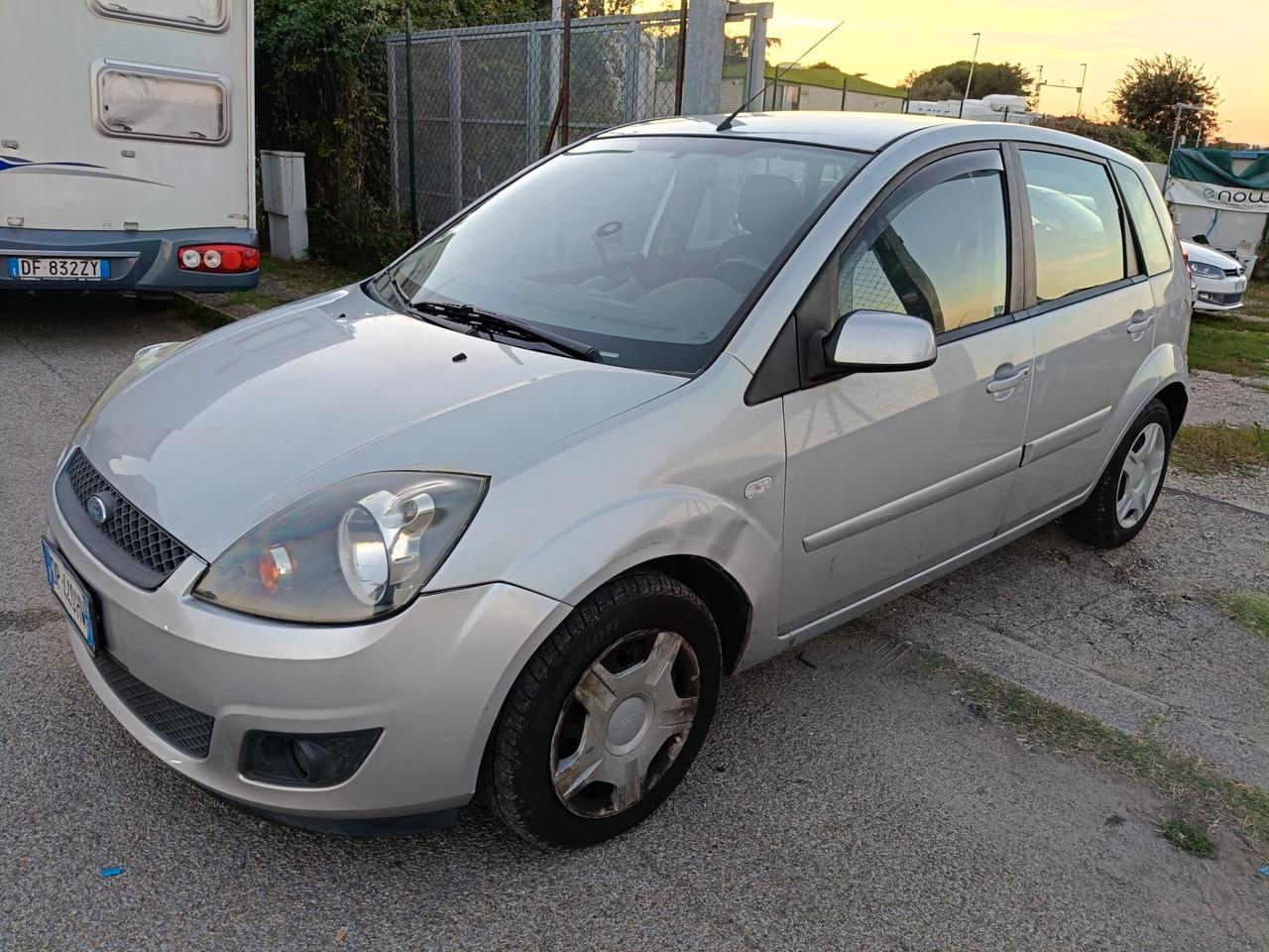 Ford Fiesta 1.2 benzina