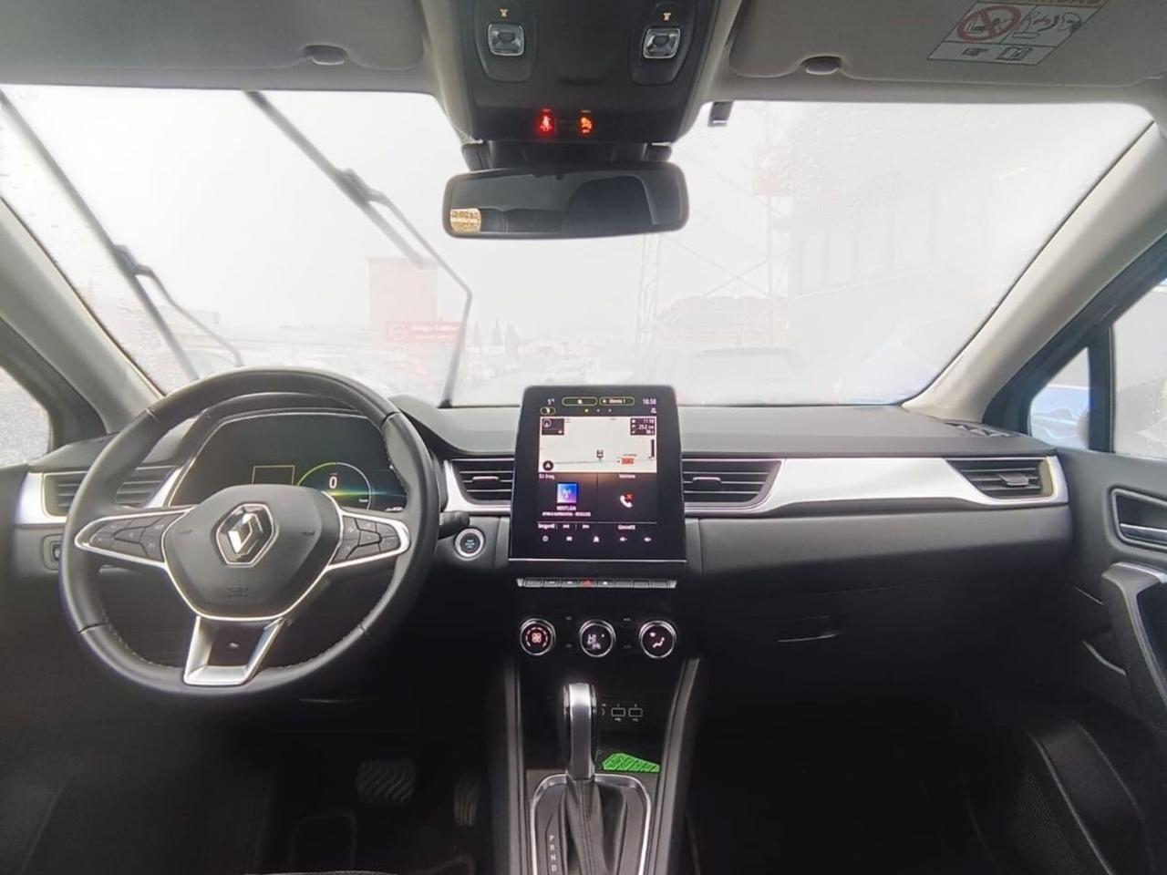 Renault Captur 1.6 E-Tech hybrid Techno Fast Track 145cv auto