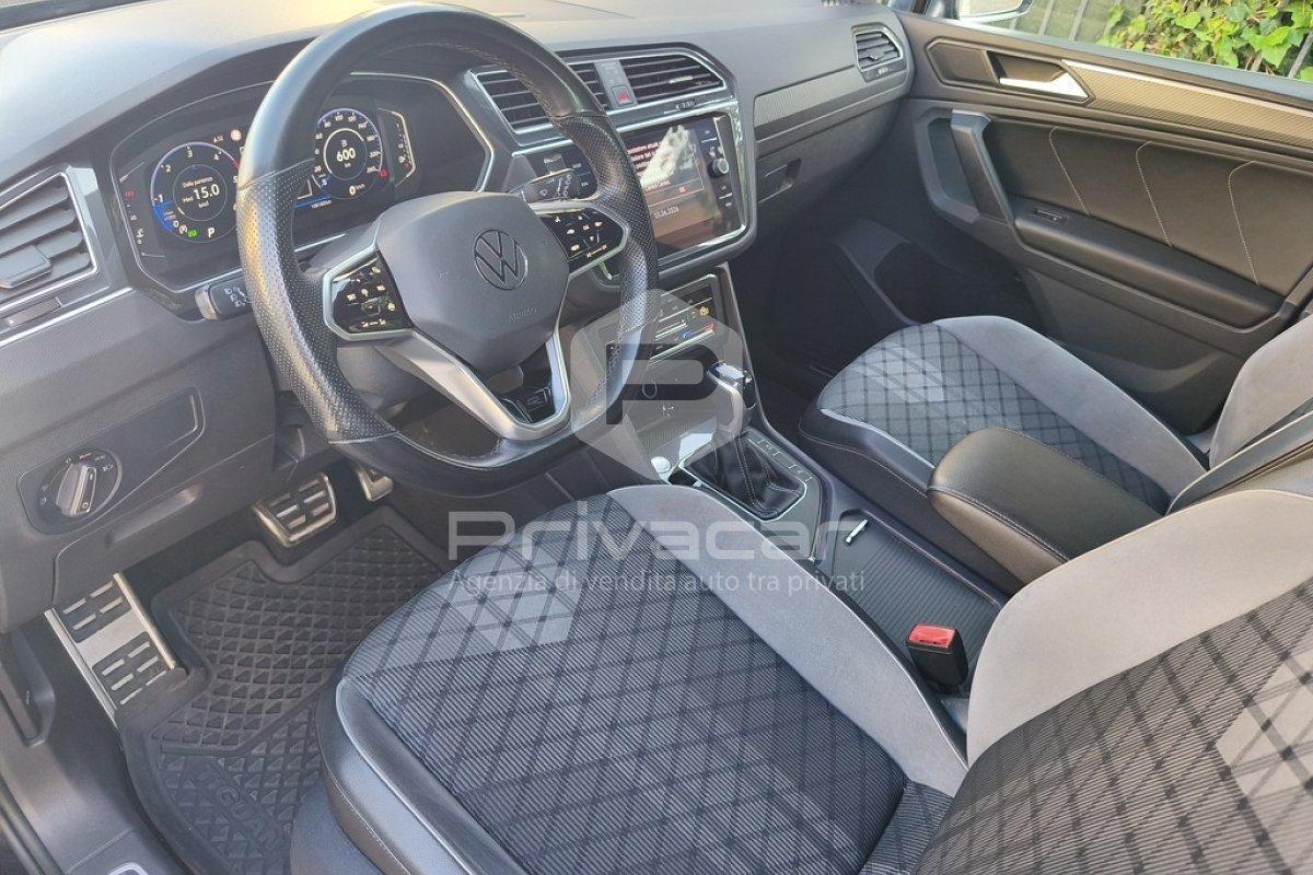VOLKSWAGEN Tiguan 2.0 TDI 150 CV SCR DSG R-Line