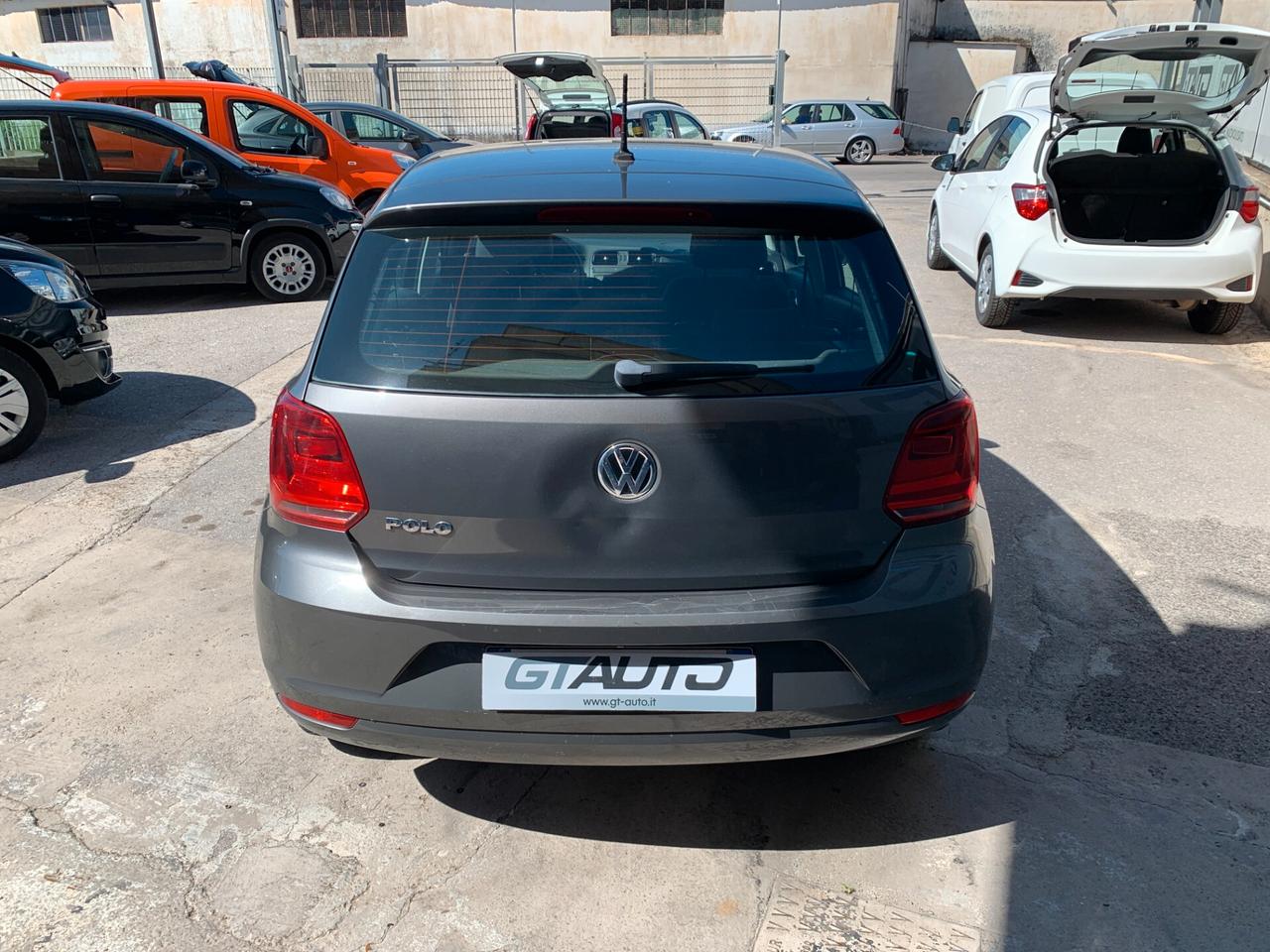 Volkswagen Polo 1.0 60Cv 5P. 2016