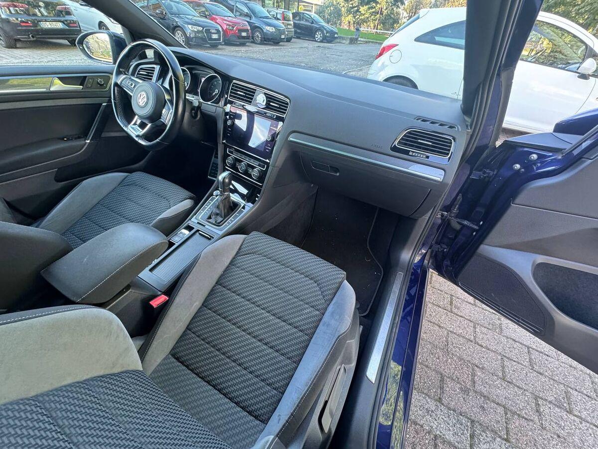 Volkswagen Golf 1.5 tsi Sport 150cv dsg