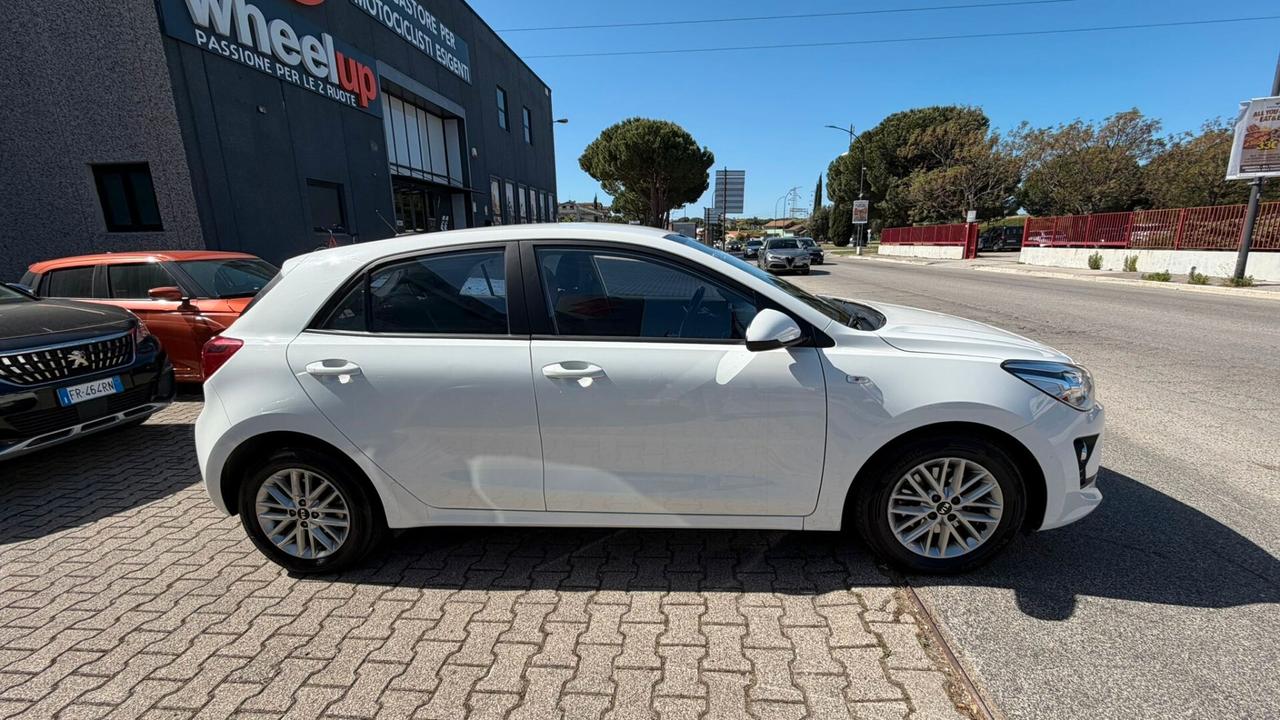Kia Rio 1.0 T-GDi 100 CV MHEV iMT Style