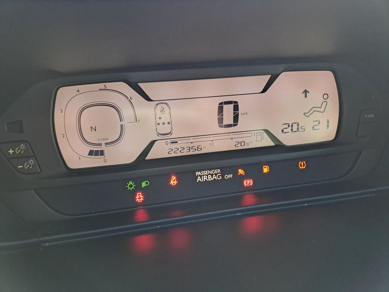 Citroen C4 1.6 e-HDi 115 automatico