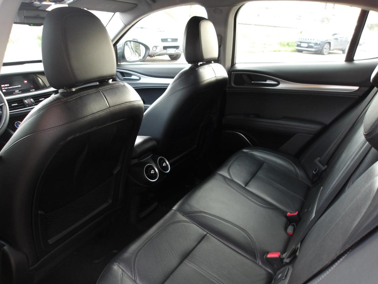 Alfa Romeo Stelvio 2.2 t Executive Q4 210cv auto