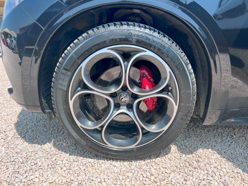 Alfa Romeo Stelvio 2.2 Turbodiesel 210 CV AT8 Q4 Veloce