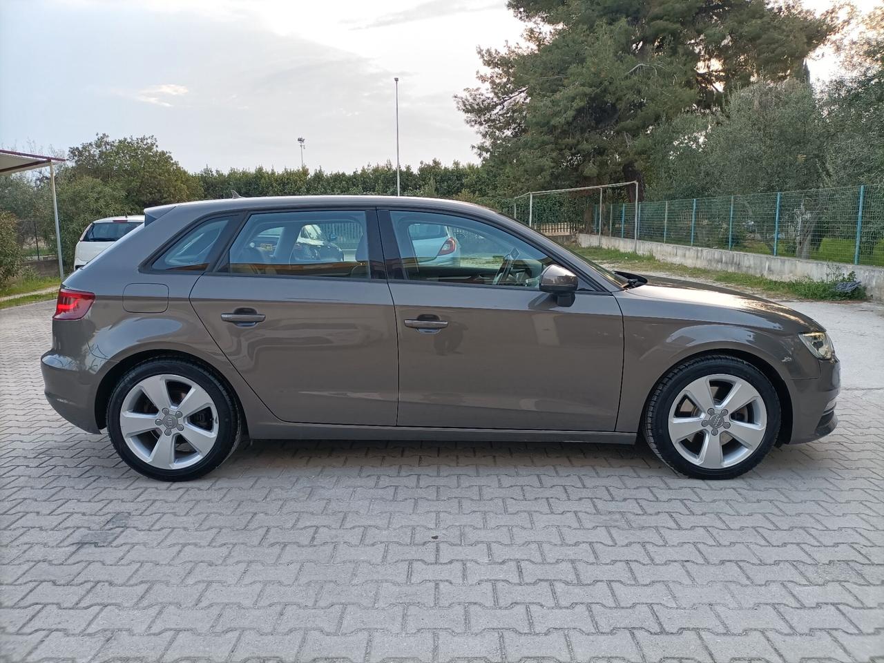 Audi A3 SPB 2.0 TDI 184 CV Quattro S tronic Ambition