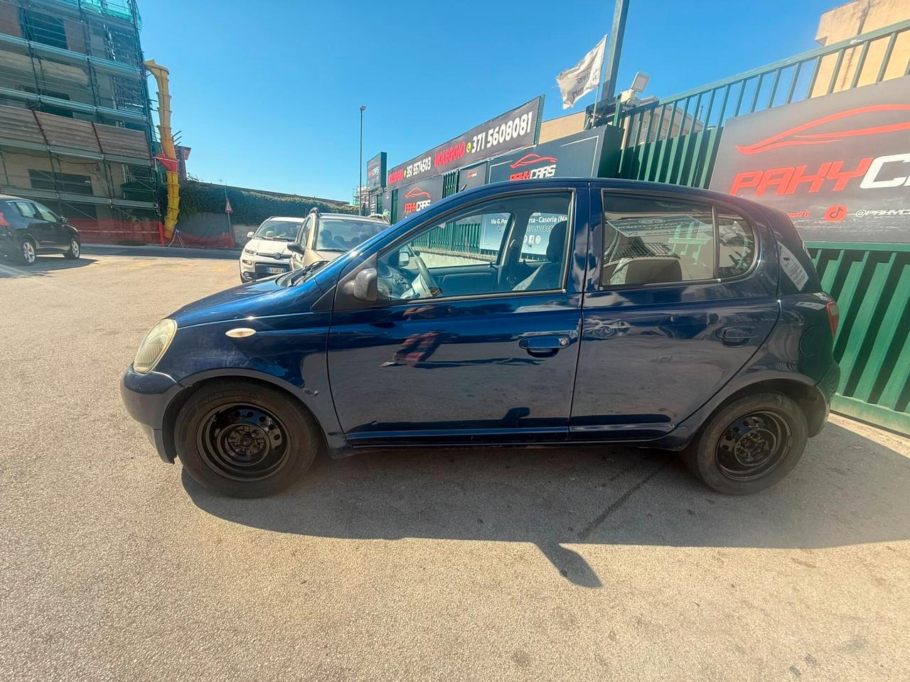 Toyota Yaris 1.0i 16V cat 5 porte Sol