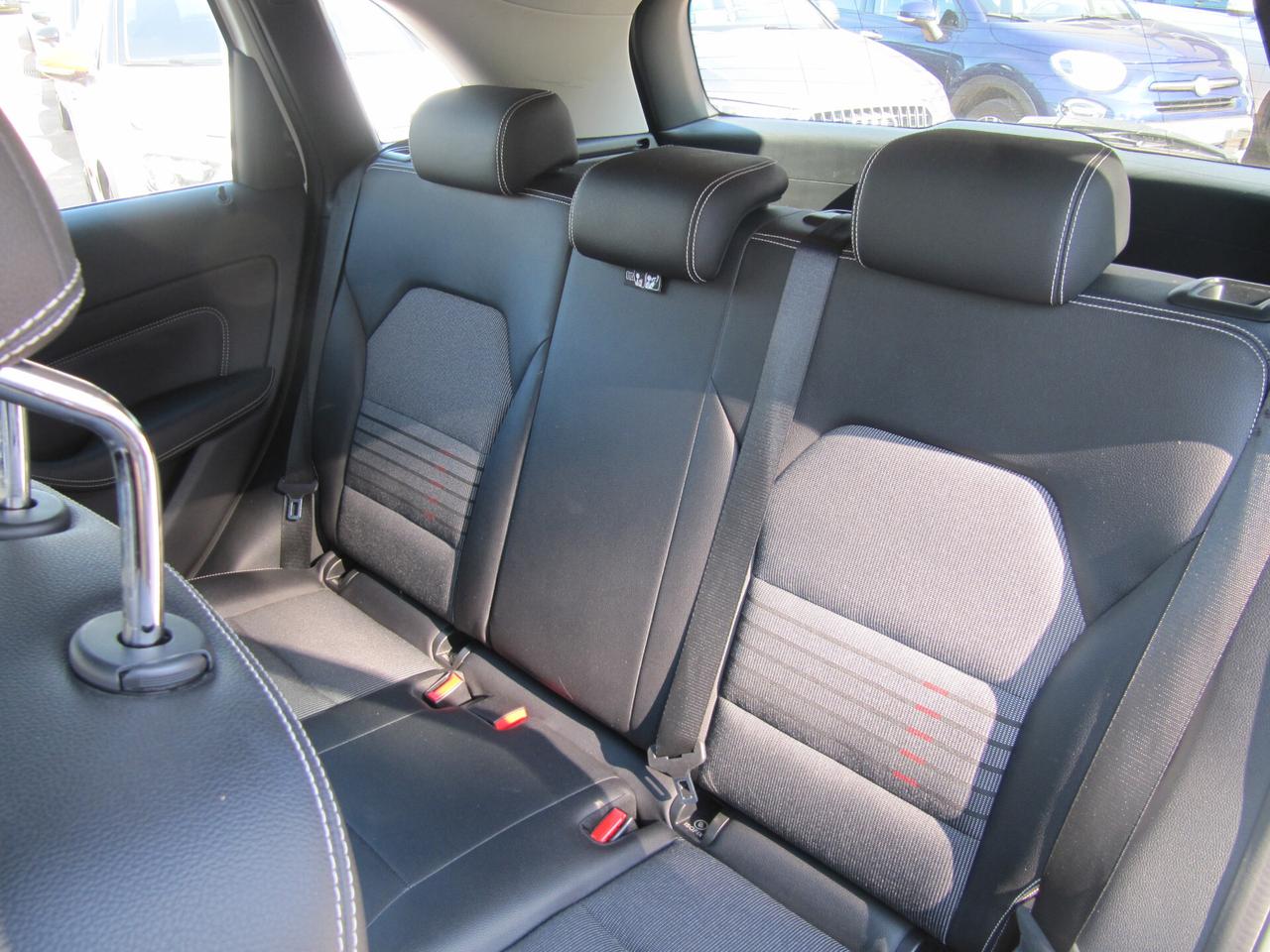 Mercedes-benz B 200 d Automatic Premium