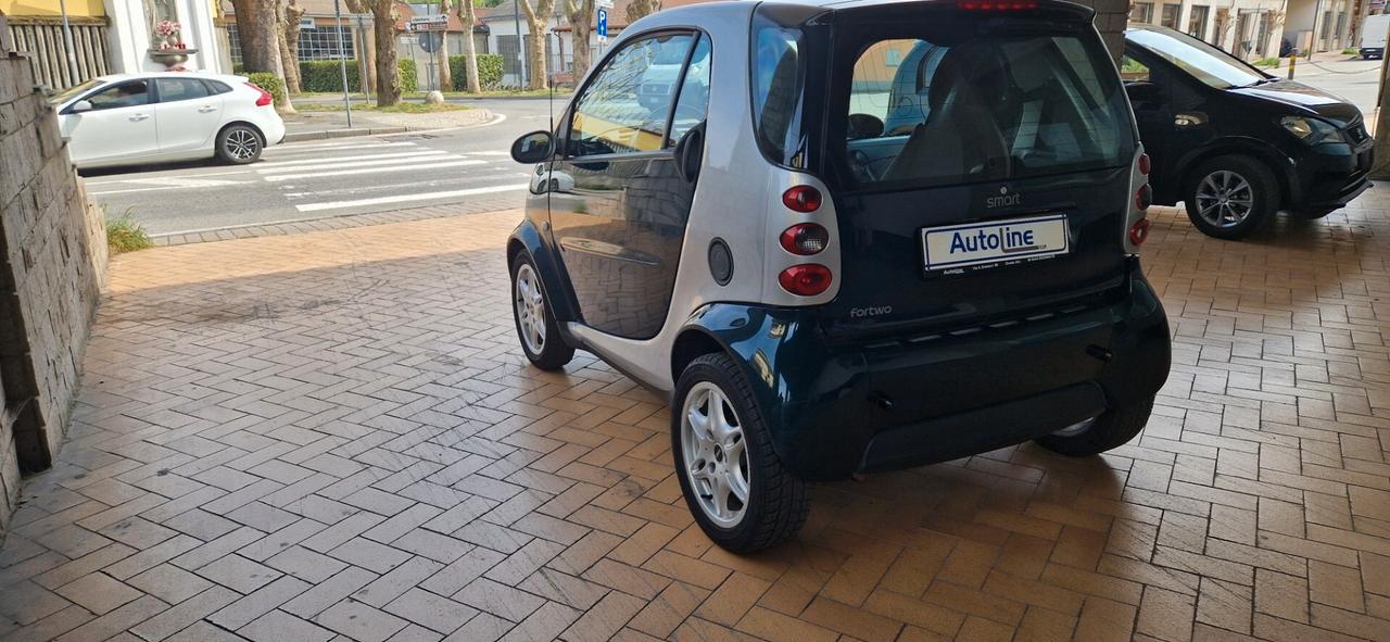 Smart ForTwo 700 coupé grandstyle (45 kW) CLIMA