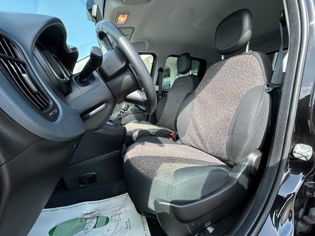 Fiat Panda 1.0 firefly hybrid