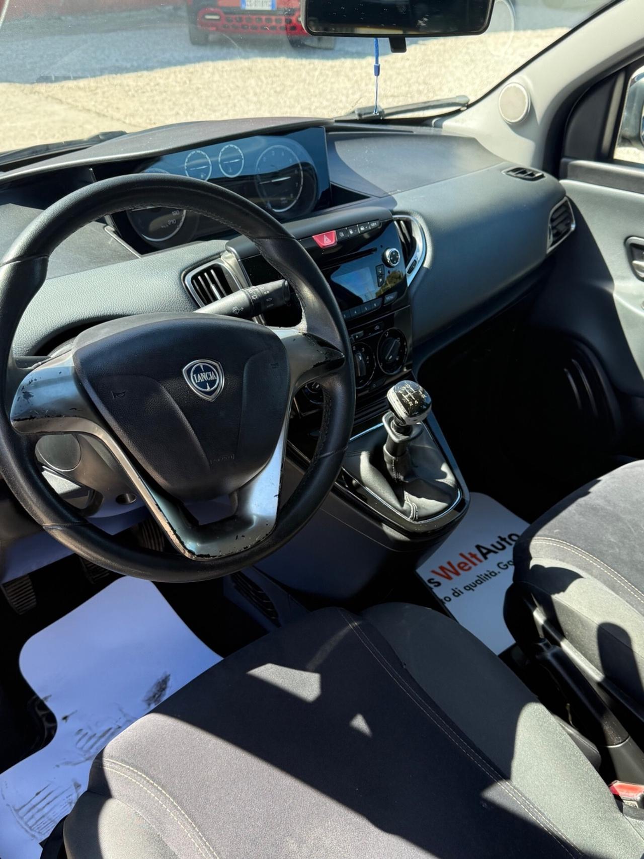 Lancia Ypsilon 1.2 69 CV 5 porte GPL Ecochic Gold