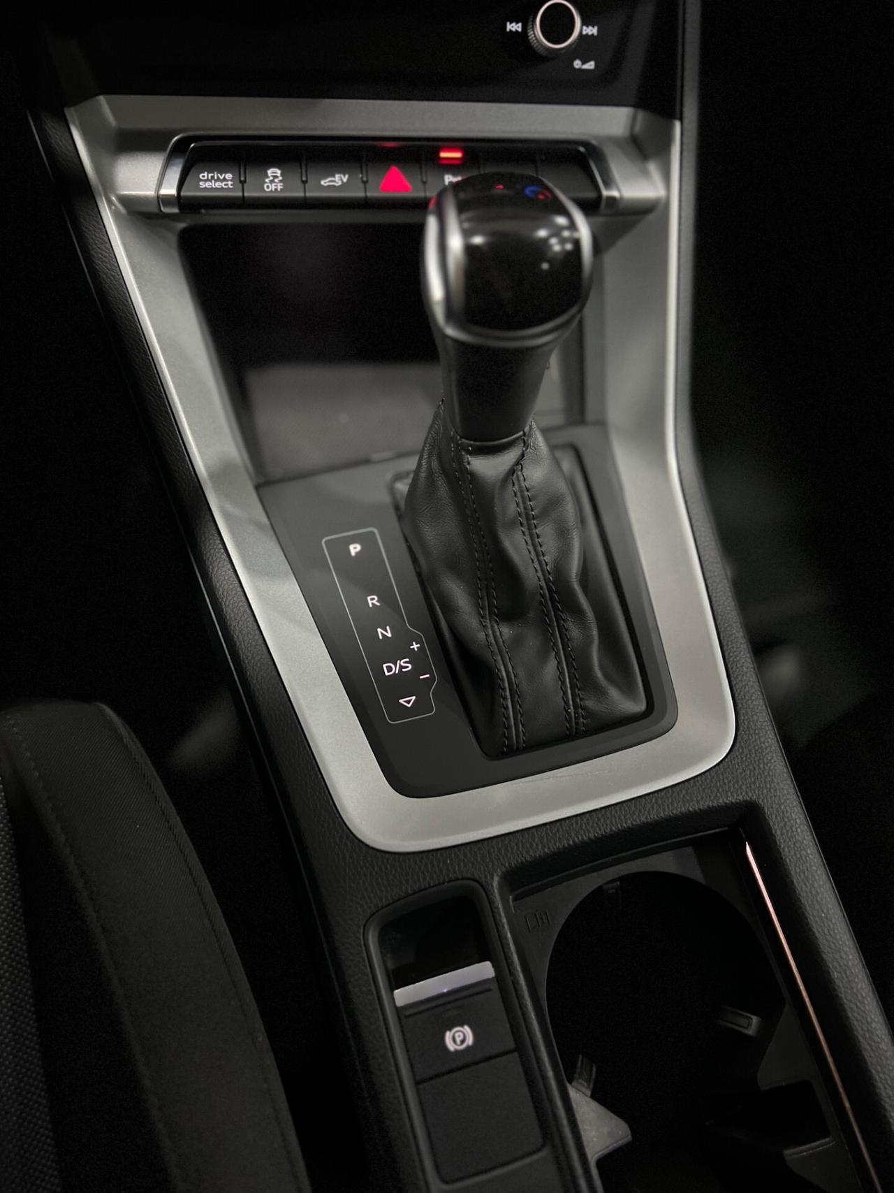 Audi Q3 SPB 45 1.4 TFSI STronic E-Hybrid Business 245 cv