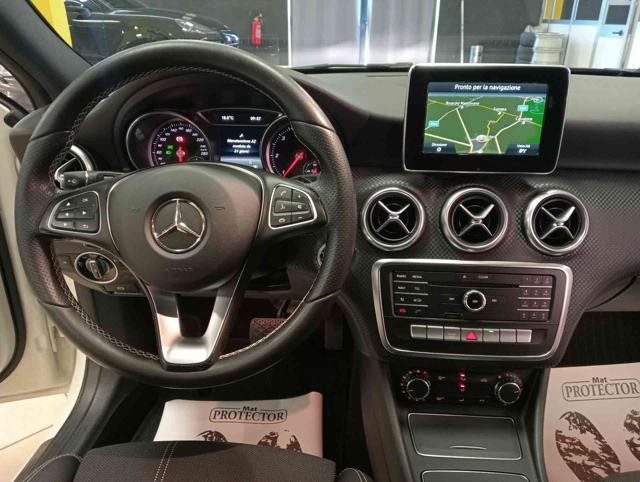 MERCEDES-BENZ A 180 d Sport ** TETTO PANORAMA **
