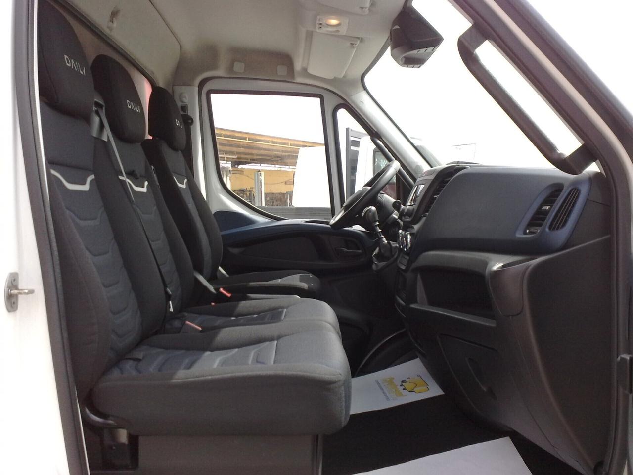 Iveco Daily 35s14 2.3hpt CENTINATO - 2020