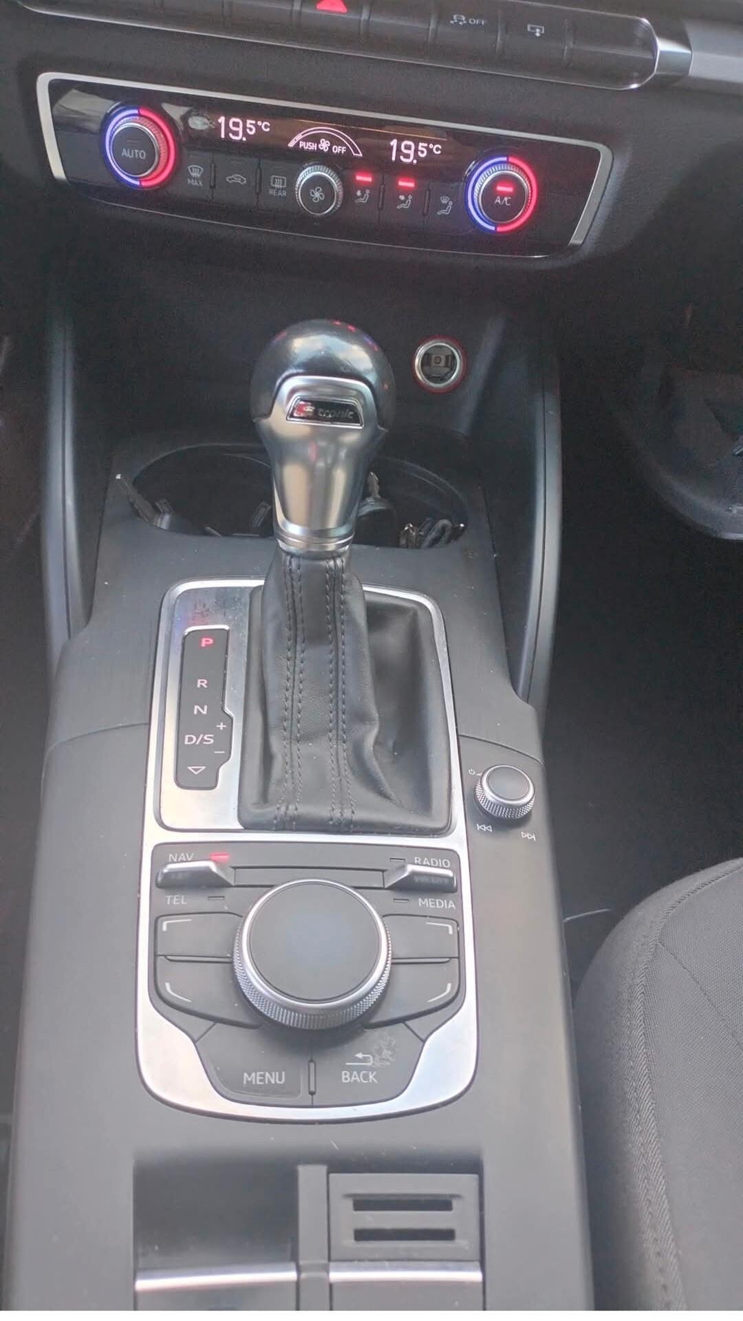Audi A3 1.6 TDI clean diesel S tronic Ambition