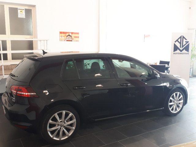 VOLKSWAGEN Golf GTD 2.0TDI 150CV DSG 5p. R-Line - 4800KM!!!!!!