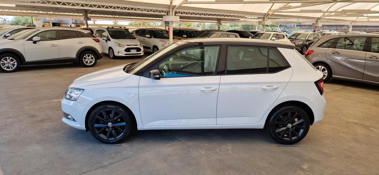 Skoda Fabia 1.0 MPi 75cv ** Tetto Panoramico **