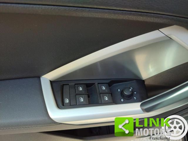 AUDI Q3 SPB 35 TDI S line edition