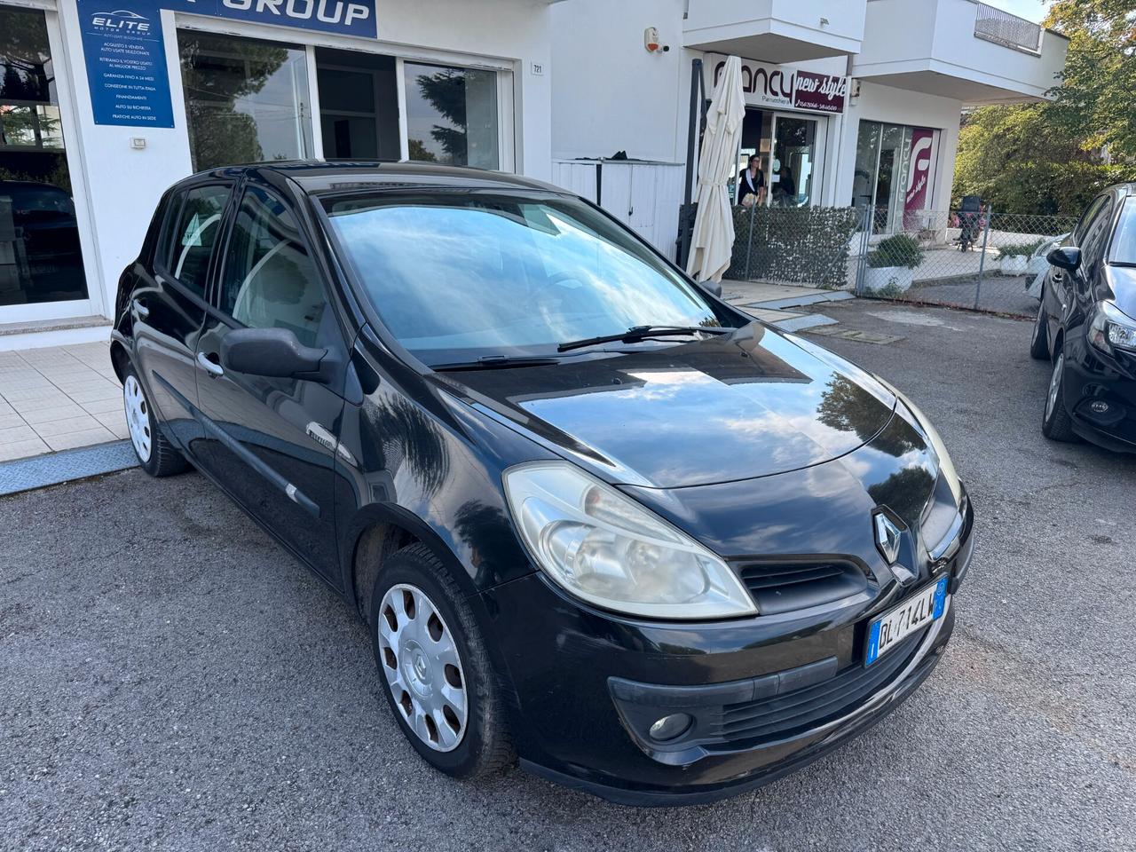 Renault Clio 1.2 16V 5 porte Le Iene