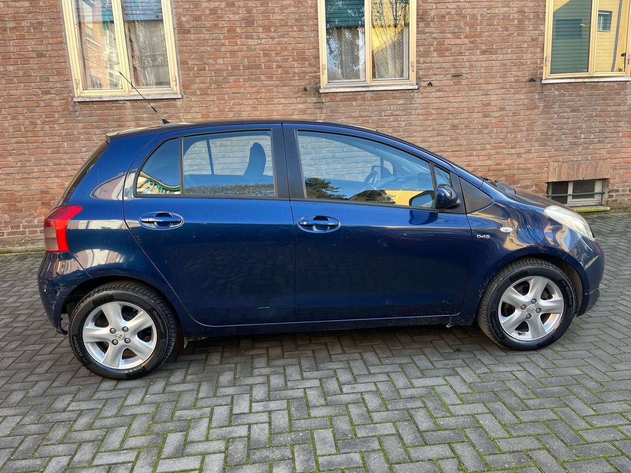 Toyota Yaris 1.4 D-4D 5 porte