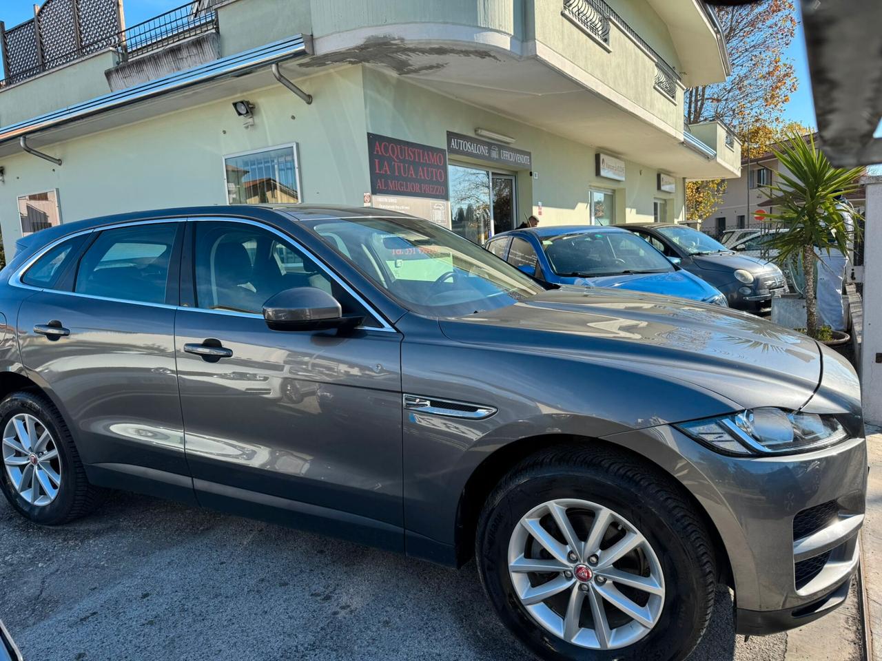 Jaguar F-Pace 2.0 D 180 CV AWD Portfolio