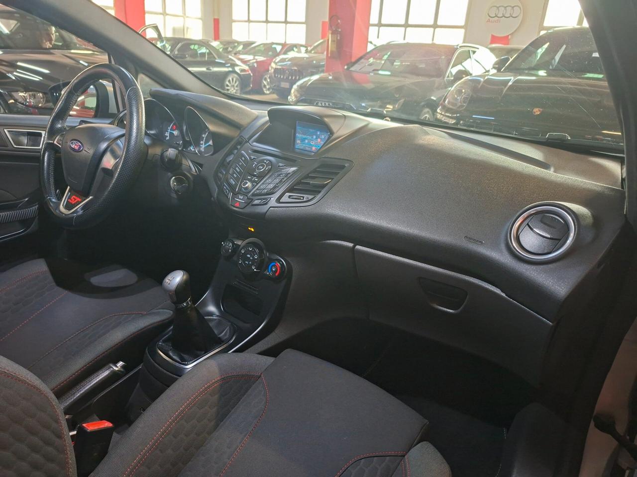 Ford Fiesta 1.5 TDCi 75CV 5 porte ST-Line NAVI C.LEGA