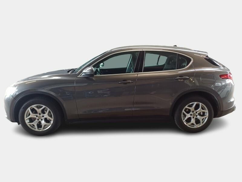 ALFA ROMEO STELVIO 2.2 TURBO DIESEL 190 CV BUSINESS AT8 Q4 SUV