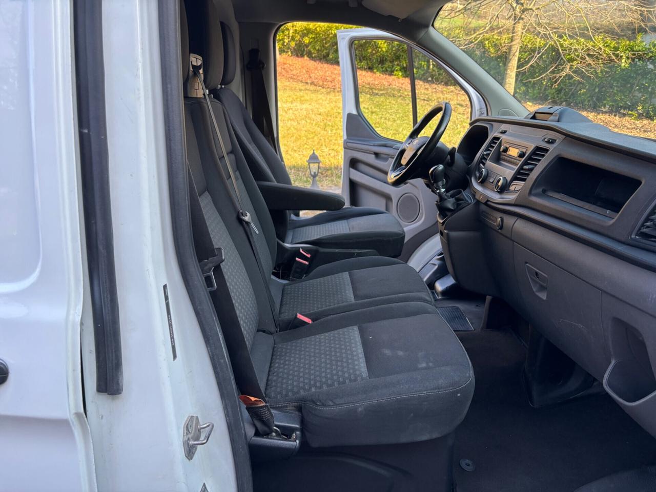 Ford Transit Custom 280 2.0 EcoBlue Hybrid 130 PC Furg. Titanium