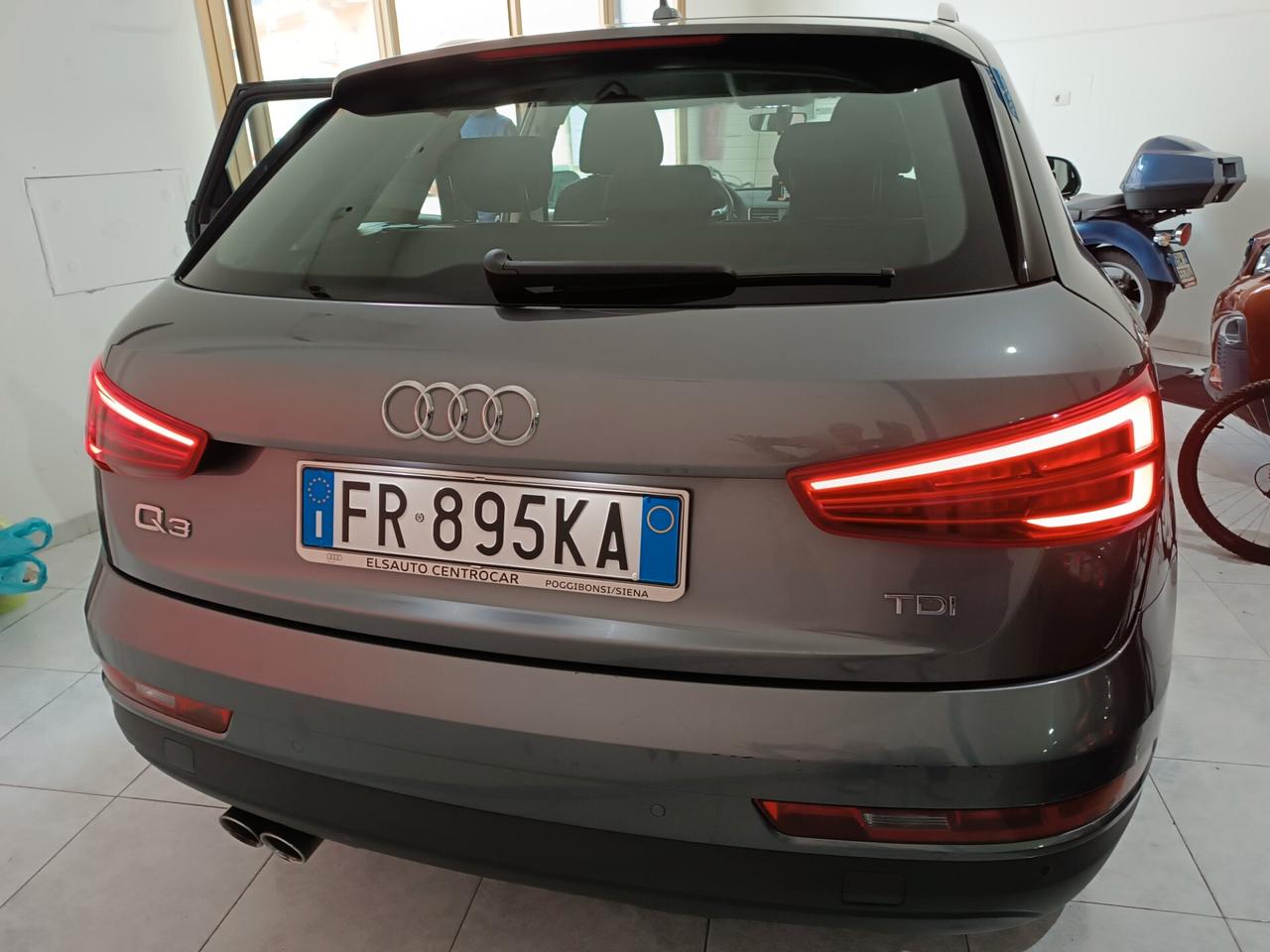 Audi Q3 2.0 TDI 120 CV S tronic Business