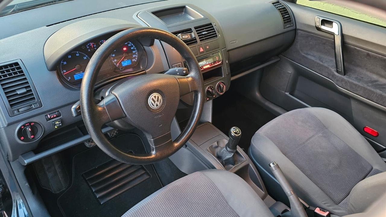 Volkswagen Polo 1.4/80CV 16V 5p. Comfort. BiFuel G