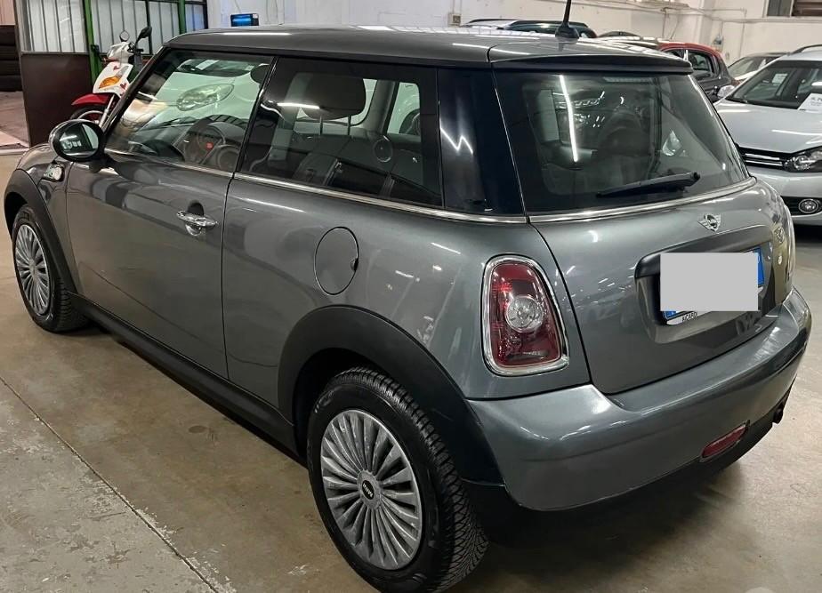 Mini COOPER ONE 1.4 BENZINA 75CV PERFETTA