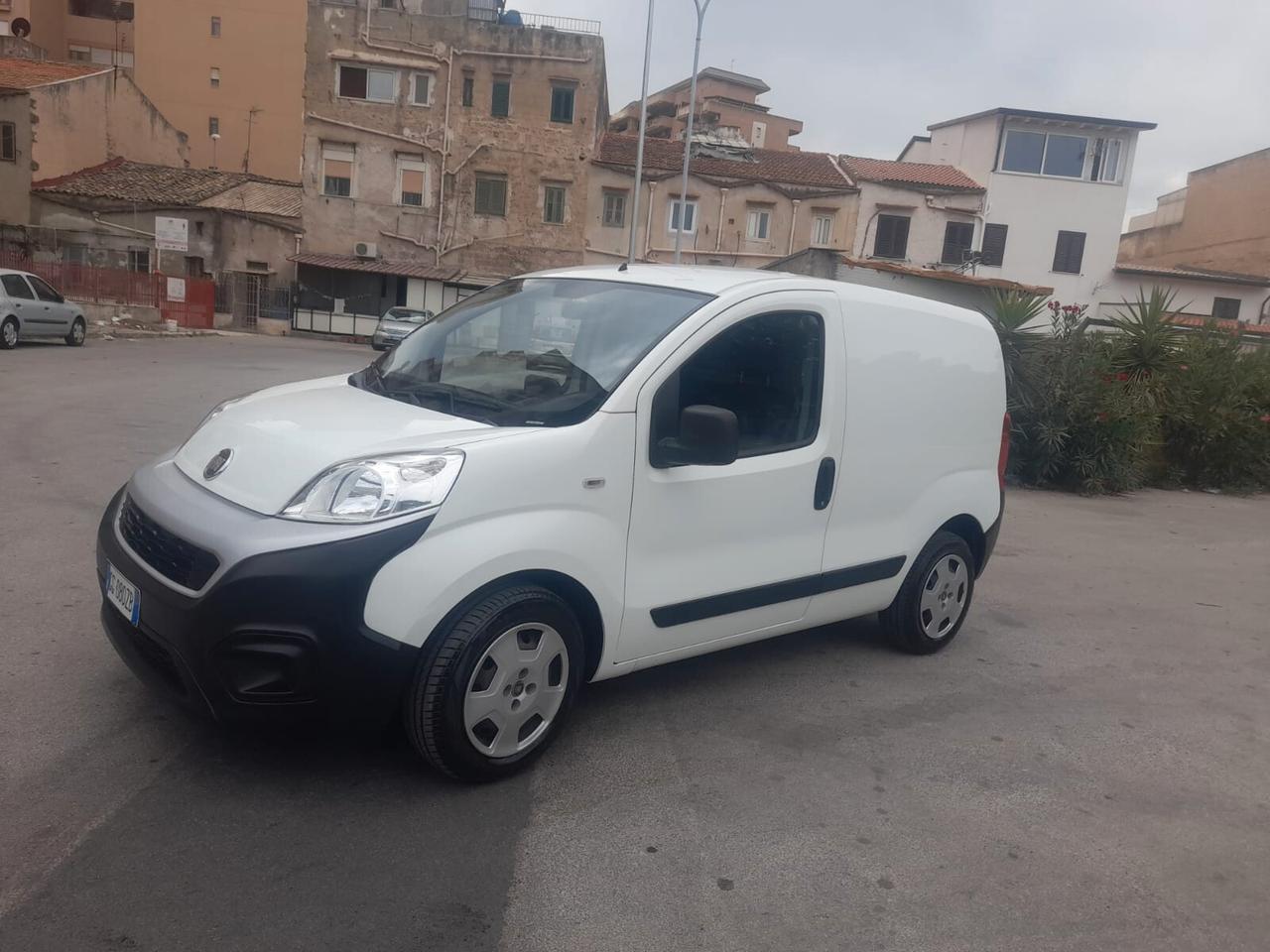 Fiat Fiorino 1.3 MJT 95CV Cargo SX