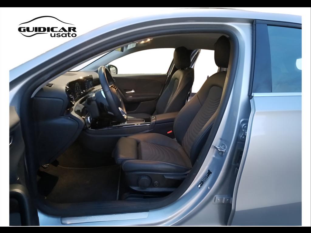 Mercedes-Benz Classe A - W177 2023 - A 180 d Advanced auto
