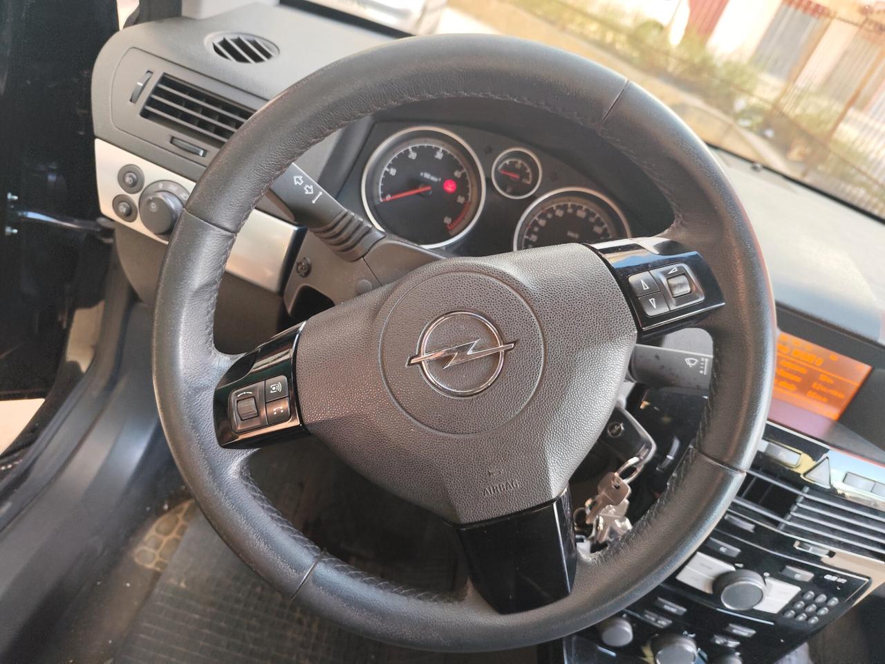 Opel Astra 1.7 CDTI 125CV 5 porte Cosmo