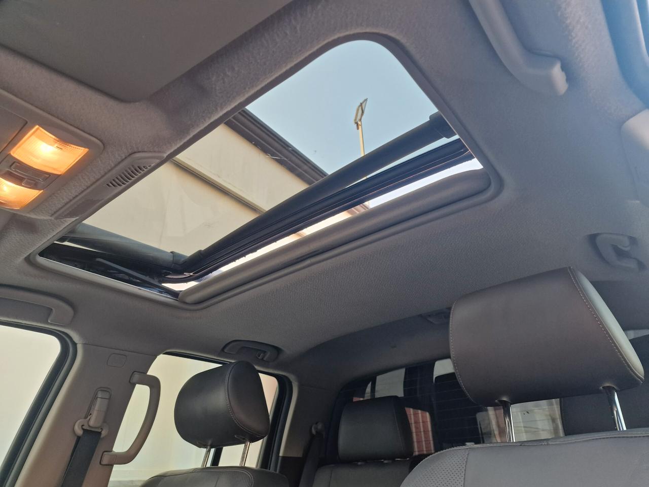 Nissan Navara 2.5 dCi 190CV