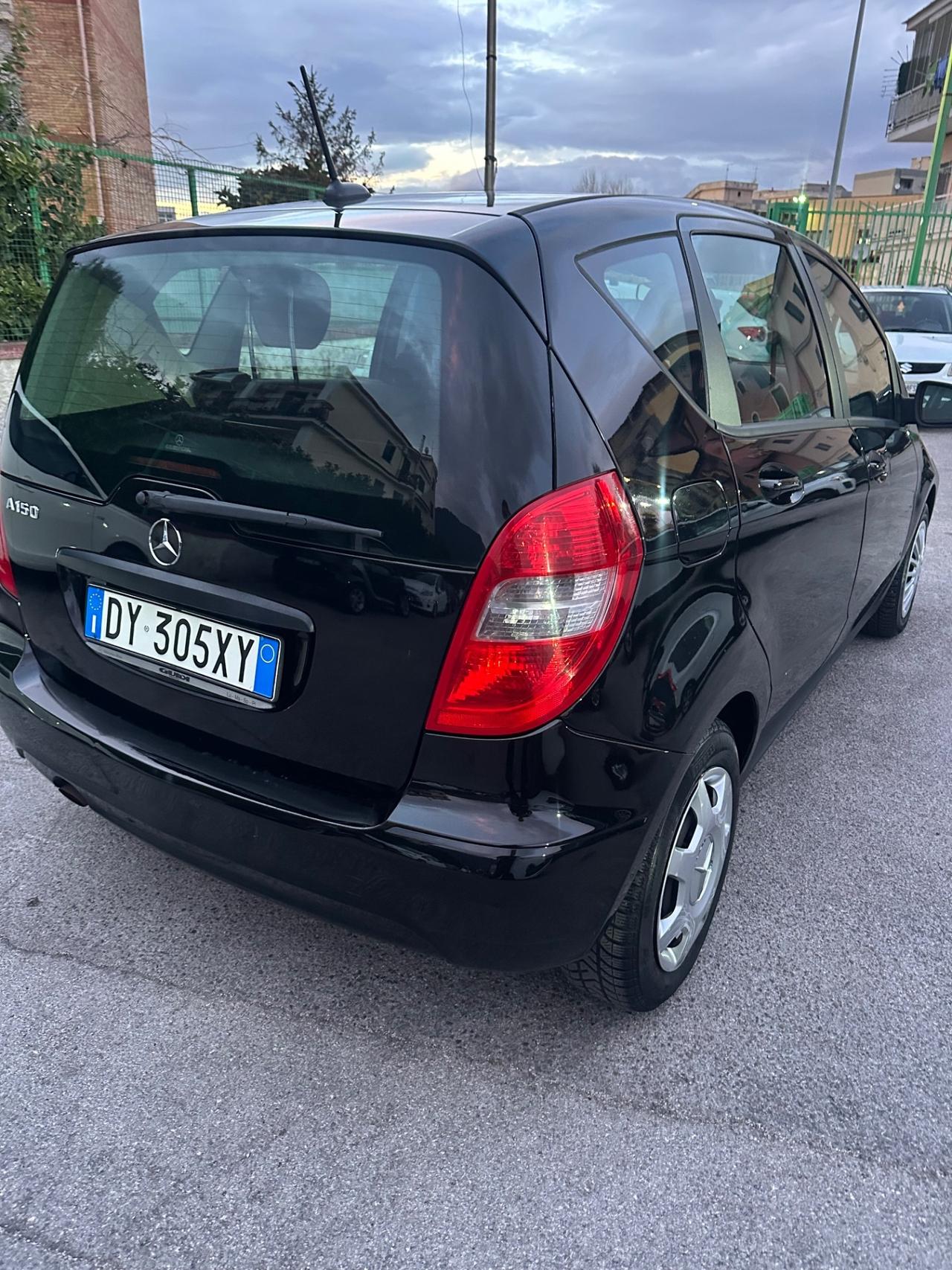 Mercedes-benz A 150 BlueEFFICIENCY Avantgarde