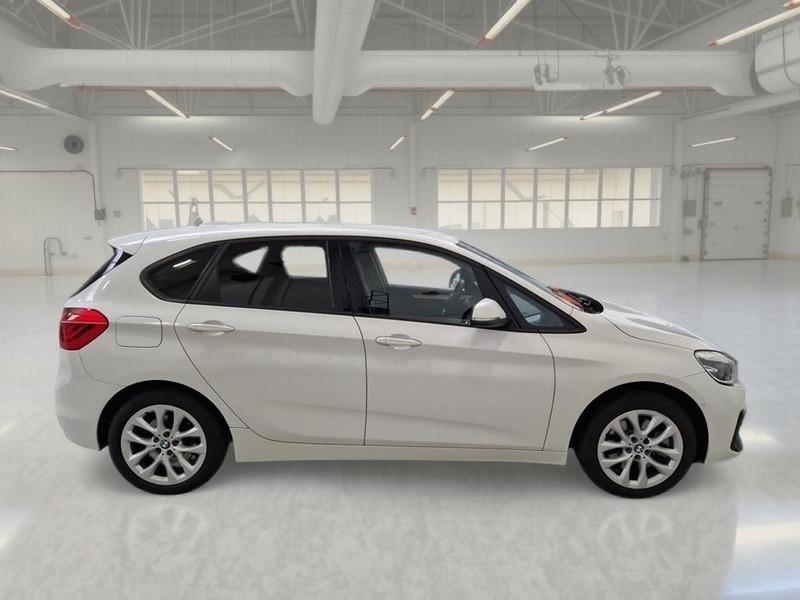 BMW 225 e ACTIVE TOURER iPerformance Business autom.